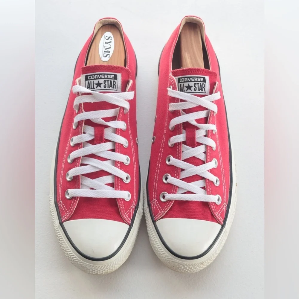 CONVERSE ALL STAR Chuck Taylor UNISEX SNEAKER Men’s 11 Women’s 13 Red White